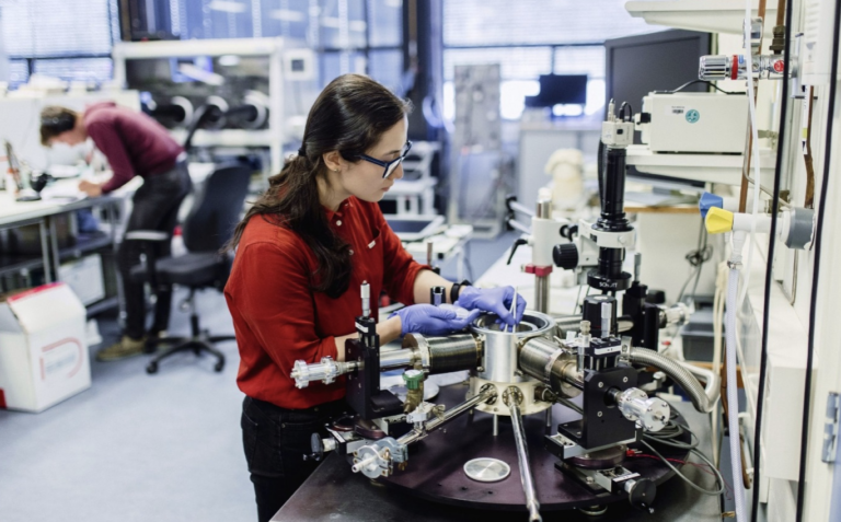 A researcher working in the CogniGron lab © CogniGron